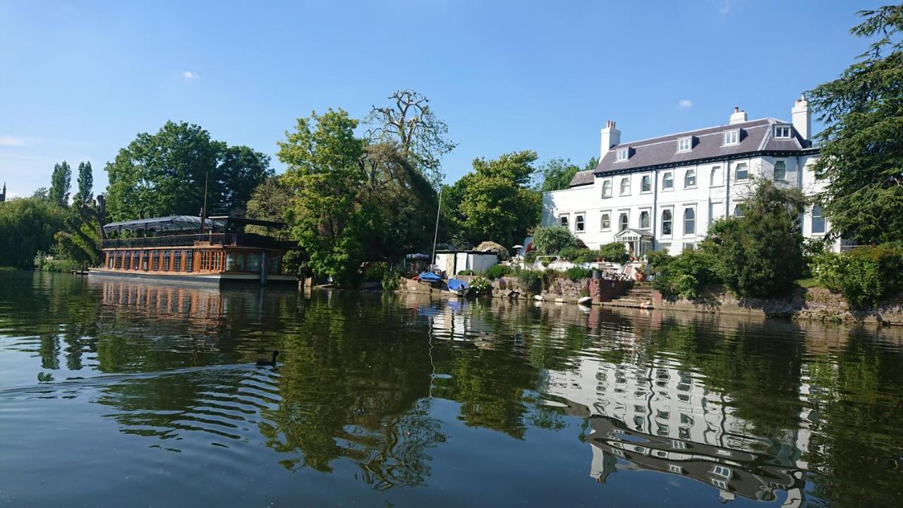 Tulana Taggs - Floating Home On Idyllic Island Hampton Hill Екстер'єр фото